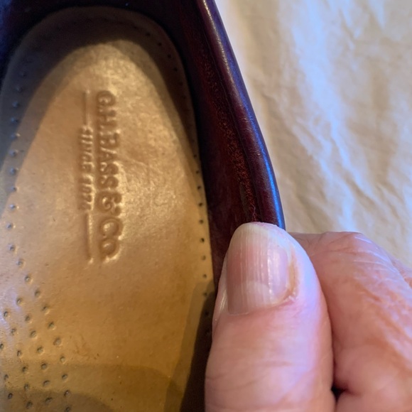 Bass & Company ladies loafers.size 8M - Picture 4 of 9